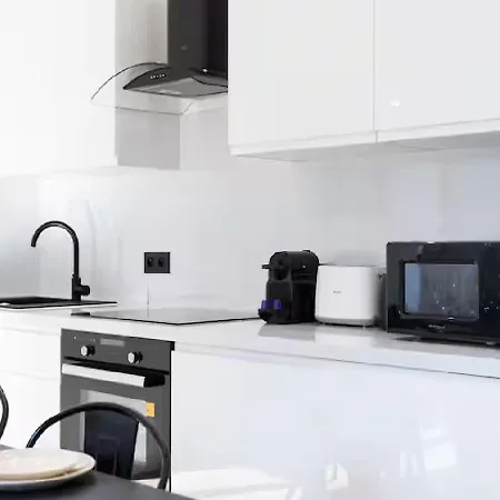 Appartement Splendide Neuf Au Port De Nice