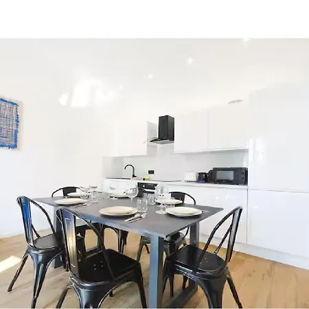 Splendide Neuf Au Port De Appartement